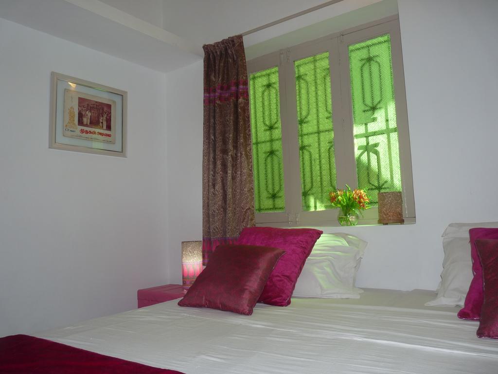 L'Escale Hotel Пондичери Екстериор снимка