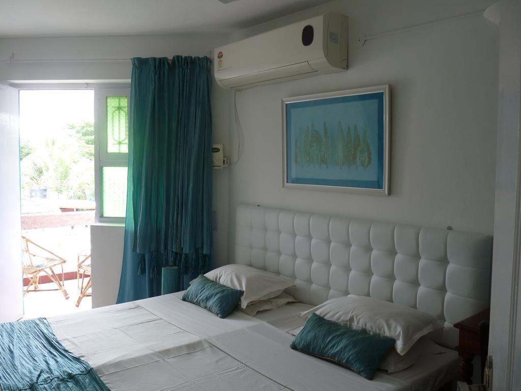 L'Escale Hotel Пондичери Стая снимка