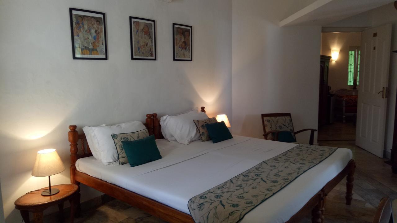 L'Escale Hotel Пондичери Екстериор снимка