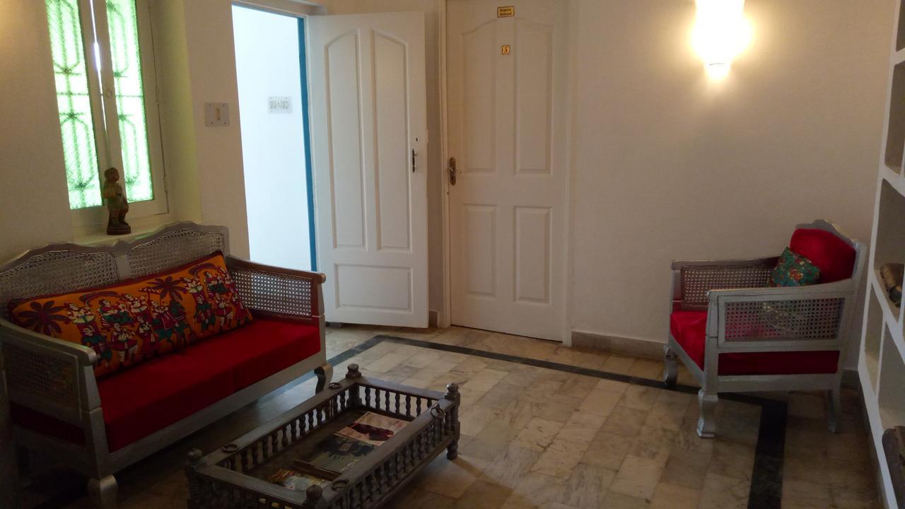 L'Escale Hotel Пондичери Екстериор снимка